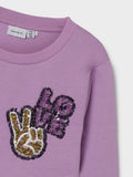 Name it - Lila trui met 'love'
