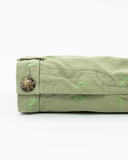 American Outfitters - Kakigroene short met salamanders