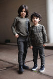 LEVV - kaki sweater met een donkere boord