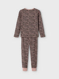 Name it - Donkerroze pyjama met panterprint