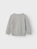 Name it - Lichtgrijze sweater met stoere fruitsoorten